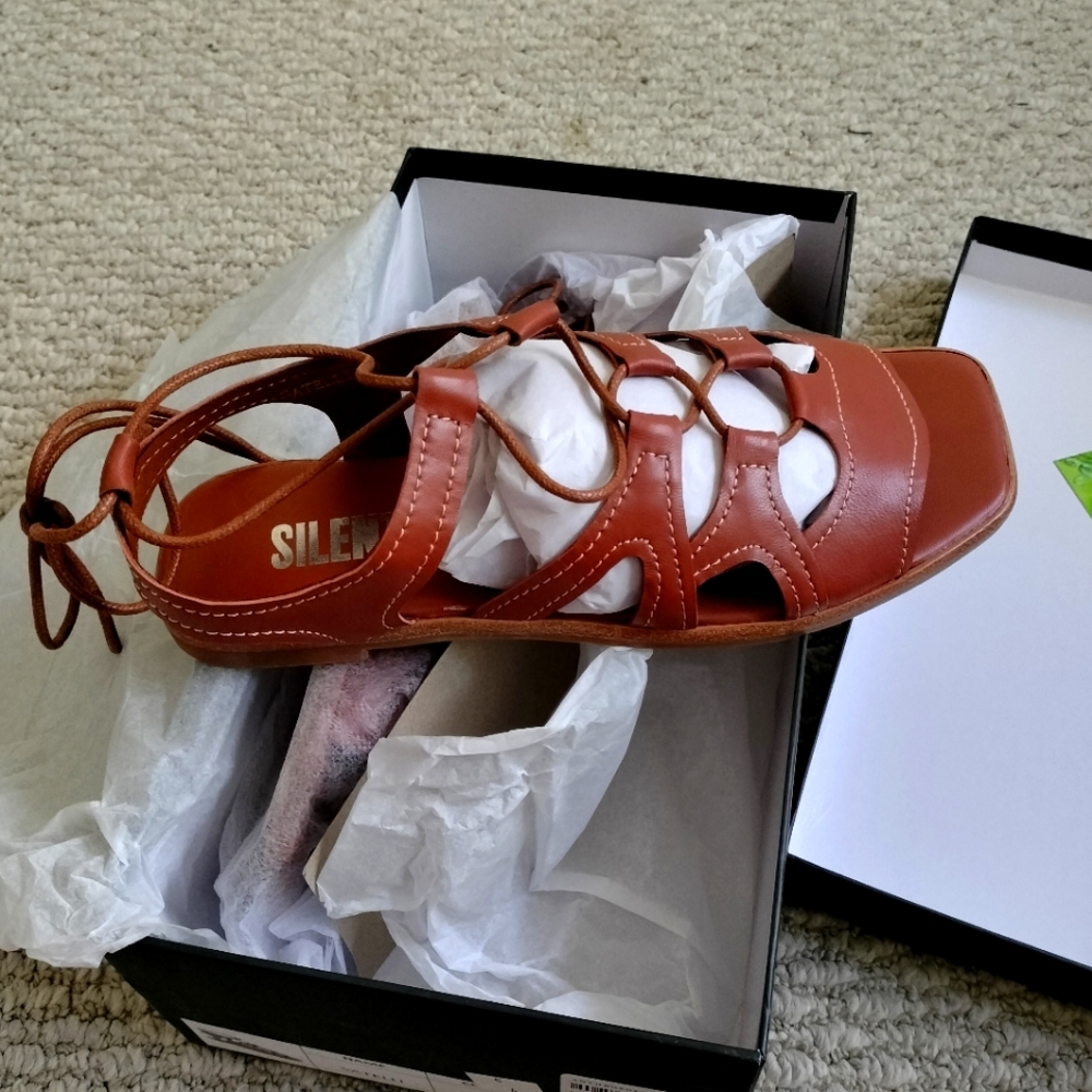Silent D Gladiator Satelli Tie-Up Sandals - Women's 6.5 (37) NIB